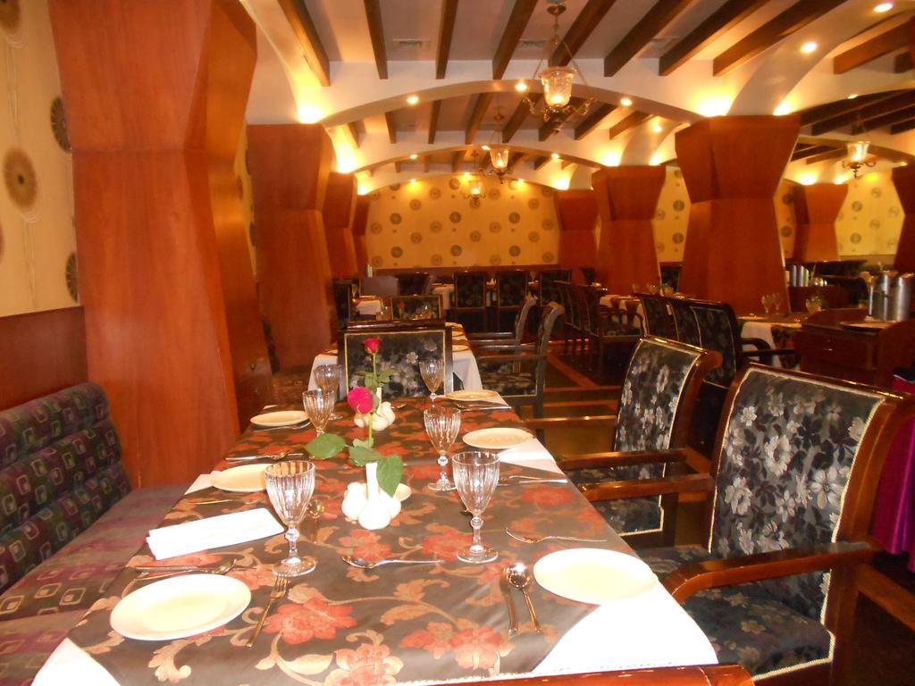 Hotel Babylon International Rāipur Екстериор снимка