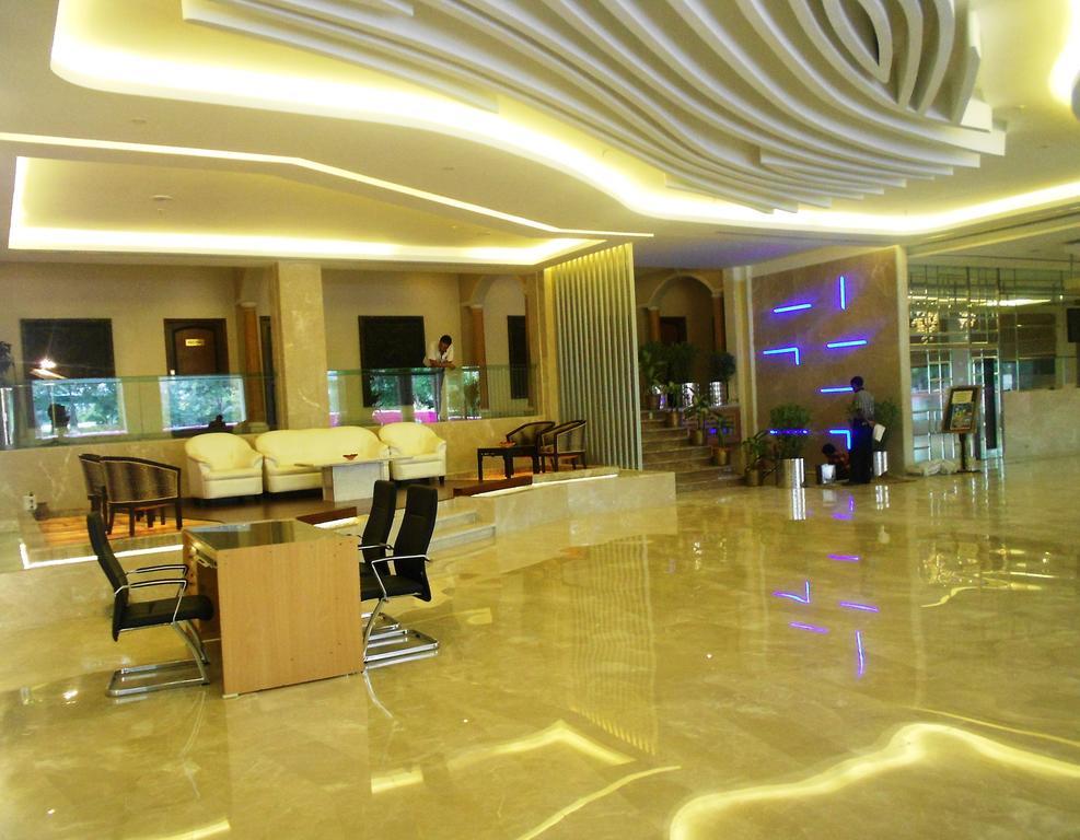 Hotel Babylon International Rāipur Екстериор снимка