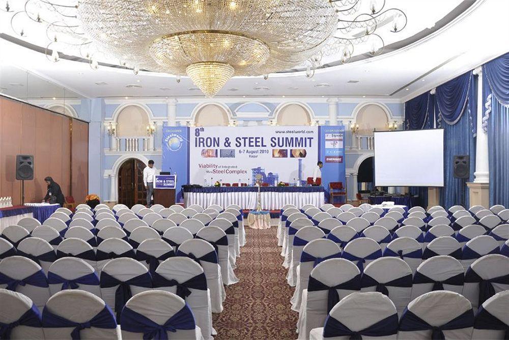 Hotel Babylon International Rāipur Екстериор снимка