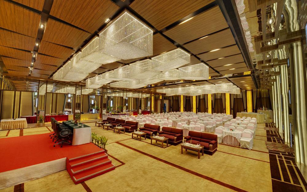 Hotel Babylon International Rāipur Екстериор снимка