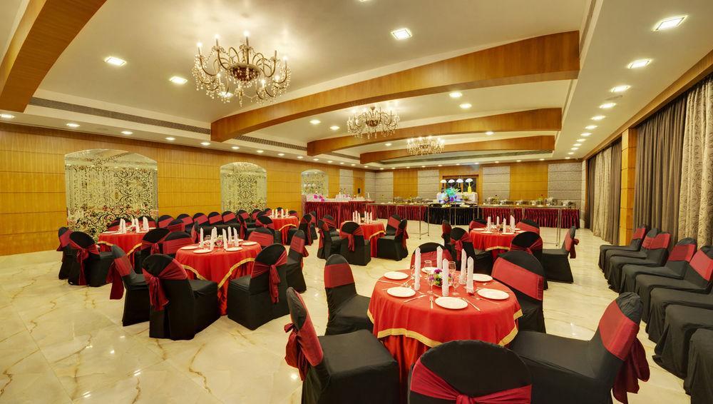 Hotel Babylon International Rāipur Екстериор снимка