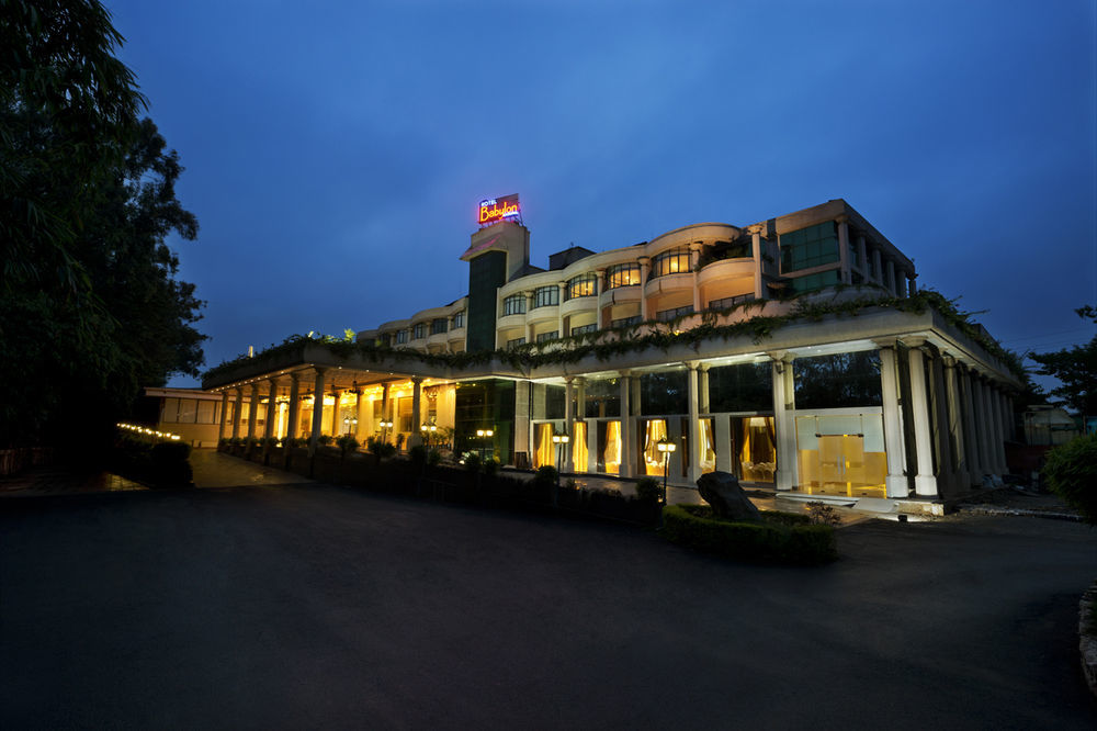 Hotel Babylon International Rāipur Екстериор снимка