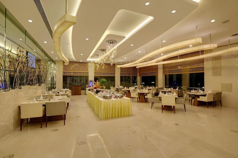 Hotel Babylon International Rāipur Екстериор снимка